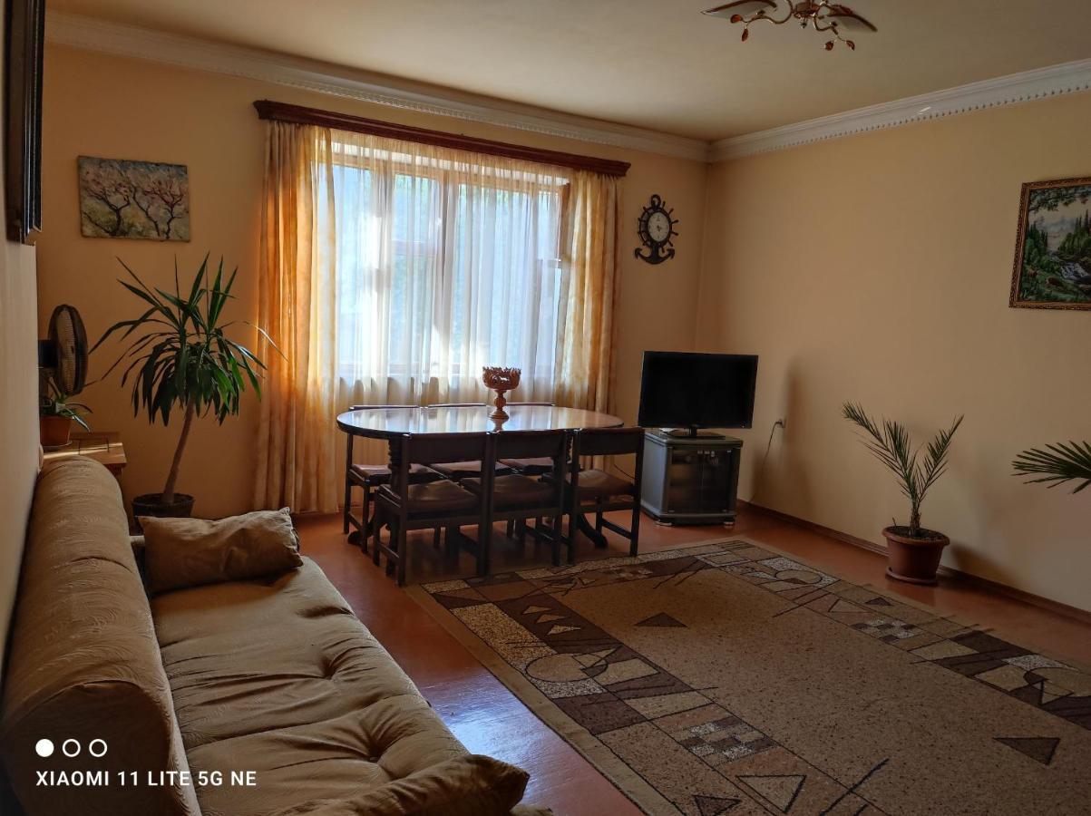 Gayane & Khikar B&B Ch'iva Екстер'єр фото
